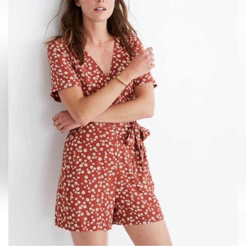 Madewell Daisy Field Romper Rust Floral wrap